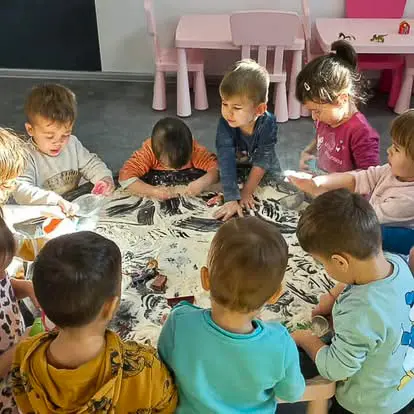 Abordarea educationala cresa